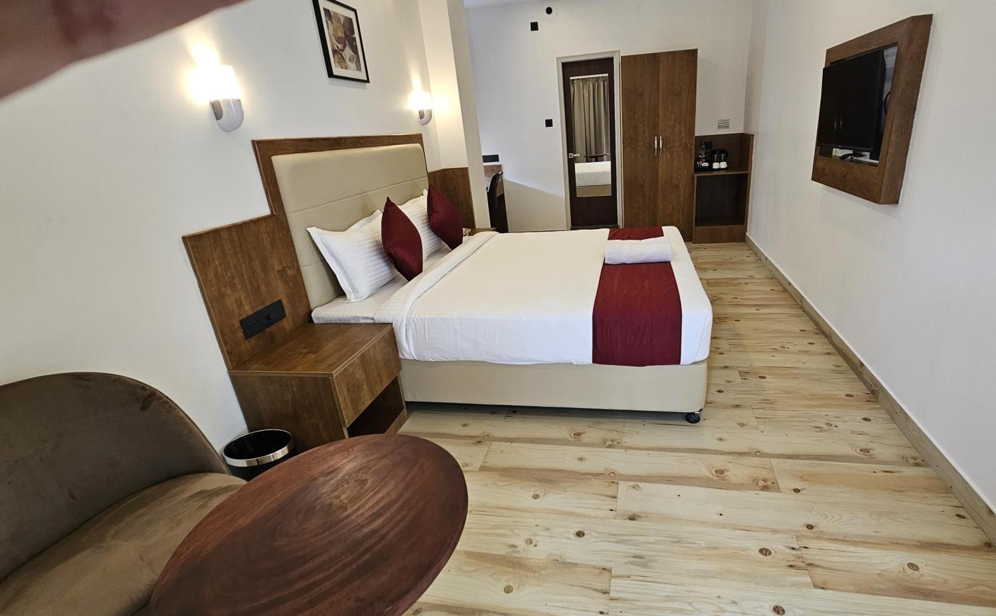 Indiana Hills Hotel Shillong Eksteriør billede